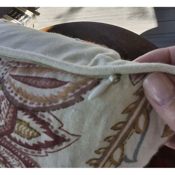 B Smith Embroidered Floral Leaves Throw Pillow Zipper Red Green Feather Filled - Picture 4 of 5